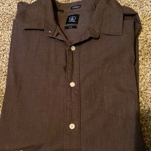 Volcom button up